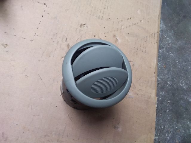 bontott FIAT PUNTO II Bal Szellőző