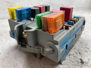 bontott FIAT PUNTO II Biztosítéktábla Doboz