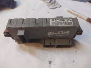 bontott FIAT PUNTO II Biztosítéktábla Utastér