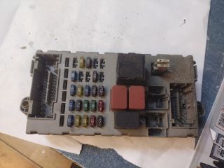 bontott FIAT PUNTO II Biztosítéktábla Utastér