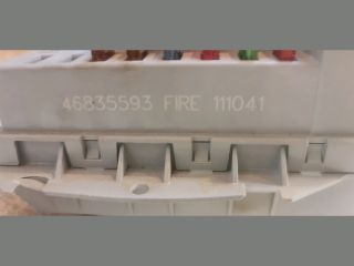 bontott FIAT PUNTO II Biztosítéktábla Utastér