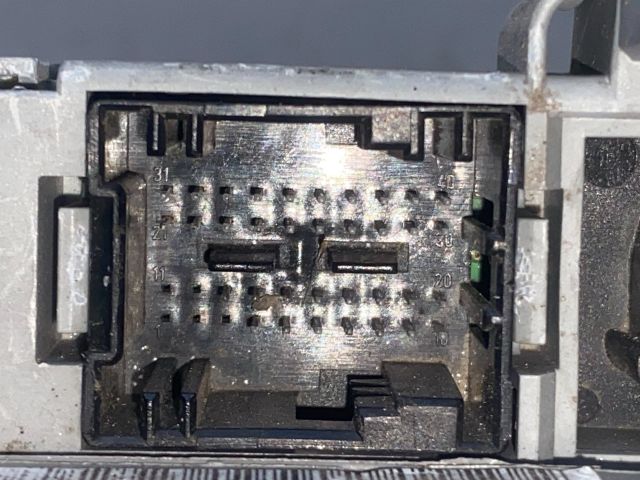 bontott FIAT PUNTO II Biztosítéktábla Utastér