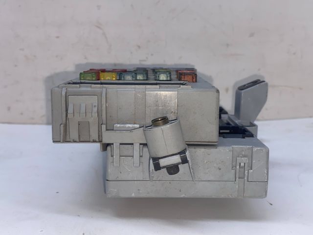 bontott FIAT PUNTO II Biztosítéktábla Utastér