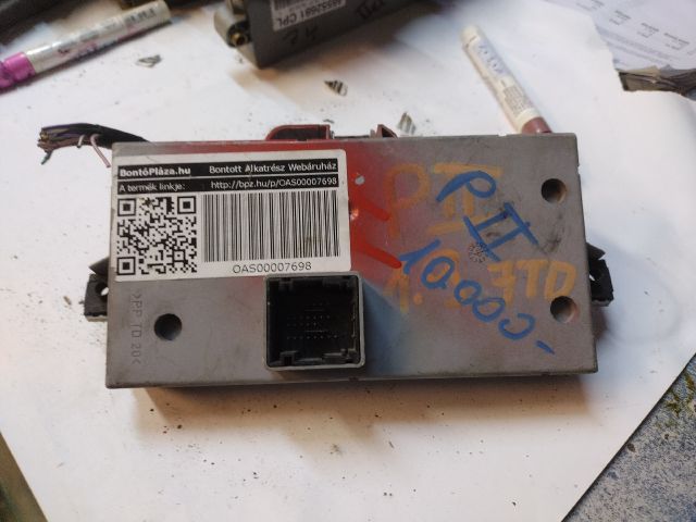 bontott FIAT PUNTO II Biztosítéktábla Utastér