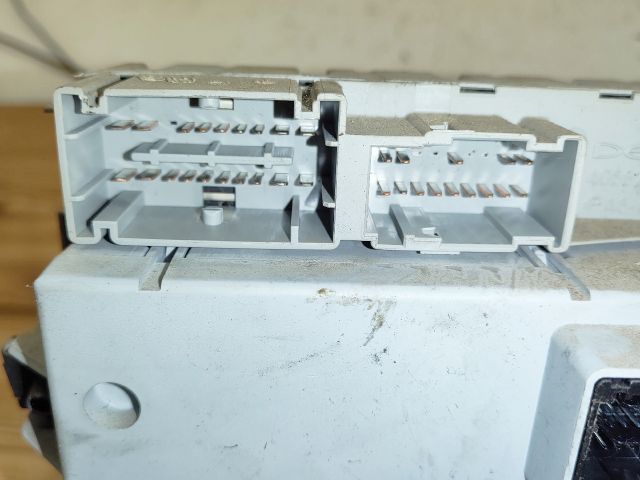 bontott FIAT PUNTO II Biztosítéktábla Utastér