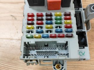 bontott FIAT PUNTO II Biztosítéktábla Utastér