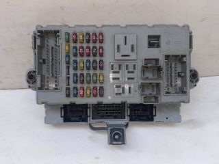 bontott FIAT PUNTO II Biztosítéktábla Utastér