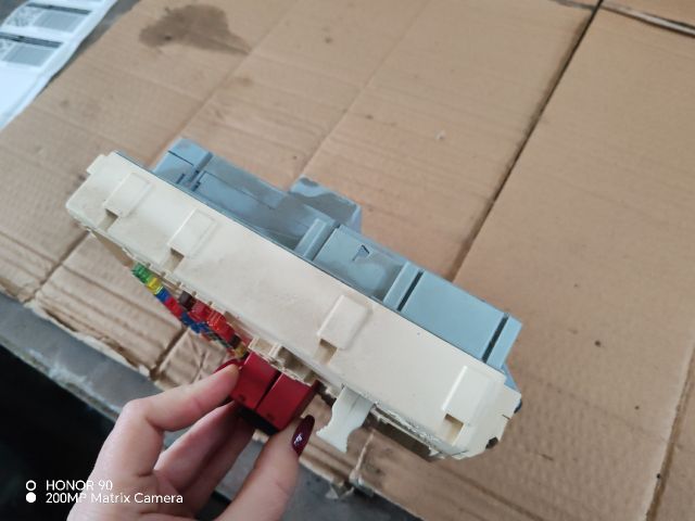 bontott FIAT PUNTO II Biztosítéktábla Utastér