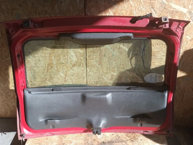 bontott FIAT PUNTO II Csomagtérajtó (Részeivel)