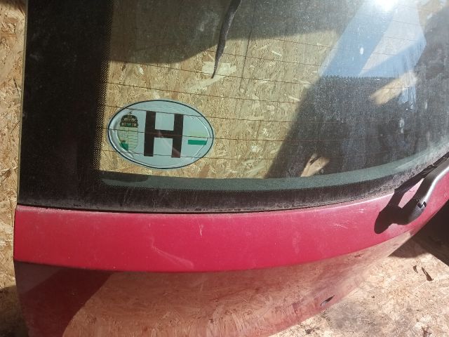 bontott FIAT PUNTO II Csomagtérajtó (Részeivel)