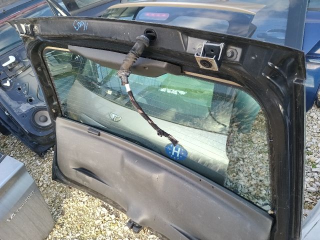 bontott FIAT PUNTO II Csomagtérajtó (Részeivel)