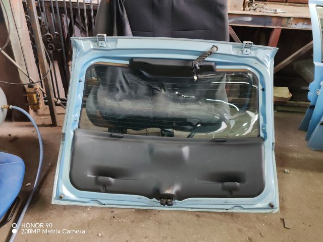 bontott FIAT PUNTO II Csomagtérajtó (Részeivel)