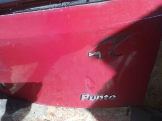 bontott FIAT PUNTO II Csomagtérajtó (Részeivel)