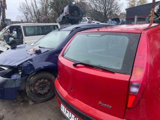bontott FIAT PUNTO II Csomagtérajtó (Üres lemez)