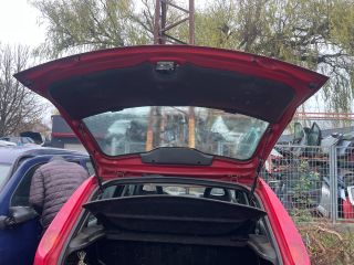 bontott FIAT PUNTO II Csomagtérajtó (Üres lemez)