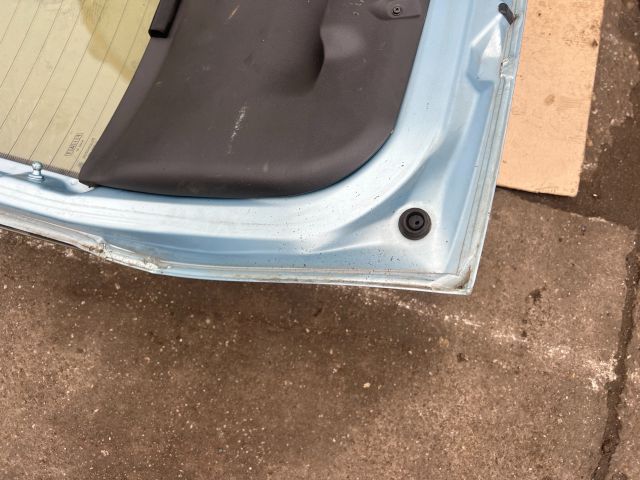 bontott FIAT PUNTO II Csomagtérajtó (Üres lemez)