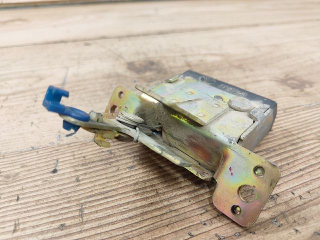 bontott FIAT PUNTO II Csomagtérajtó Zárszerkezet