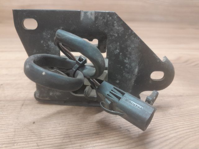 bontott FIAT PUNTO II Csomagtérajtó Zárszerkezet