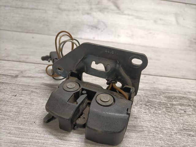 bontott FIAT PUNTO II Csomagtérajtó Zárszerkezet