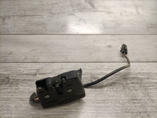 bontott FIAT PUNTO II Csomagtérajtó Zárszerkezet