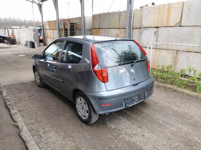 bontott FIAT PUNTO II Dísztárcsa (1 db)