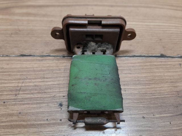 bontott FIAT PUNTO II Előtét Ellenállás Fűtőmotor