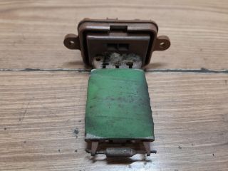 bontott FIAT PUNTO II Előtét Ellenállás Fűtőmotor