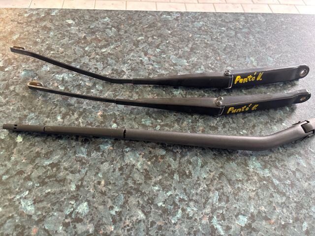 bontott FIAT PUNTO II Első Ablaktörlő Kar