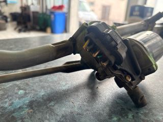 bontott FIAT PUNTO II Első Ablaktörlő Szerkezet Motorral