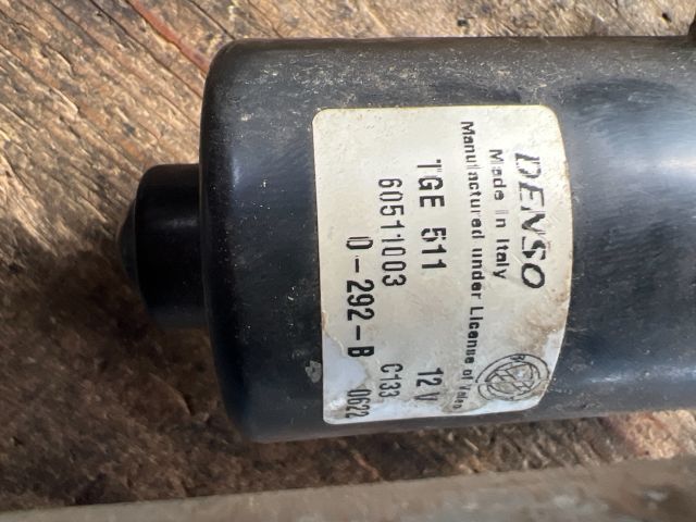 bontott FIAT PUNTO II Első Ablaktörlő Szerkezet Motorral