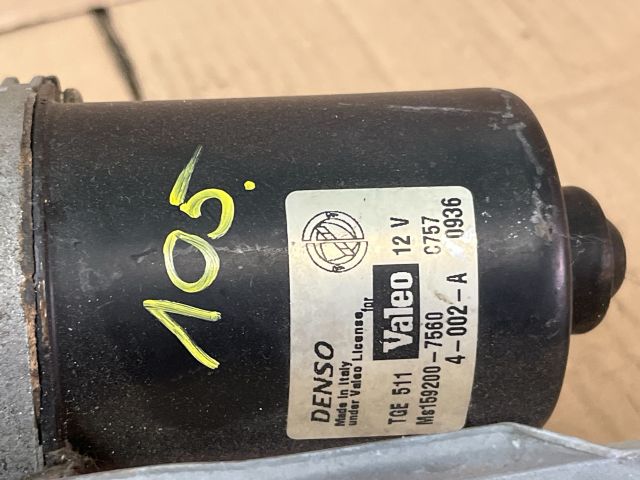 bontott FIAT PUNTO II Első Ablaktörlő Szerkezet Motorral