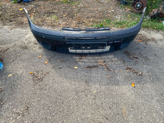 bontott FIAT PUNTO II Első Lökhárító (Részeivel)
