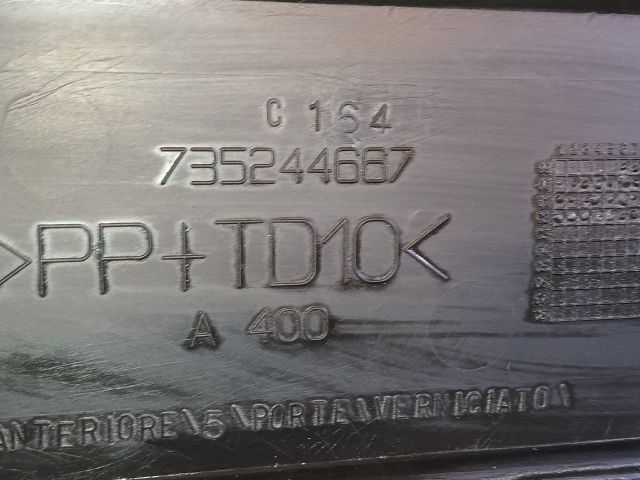 bontott FIAT PUNTO II Első Lökhárító (Részeivel)