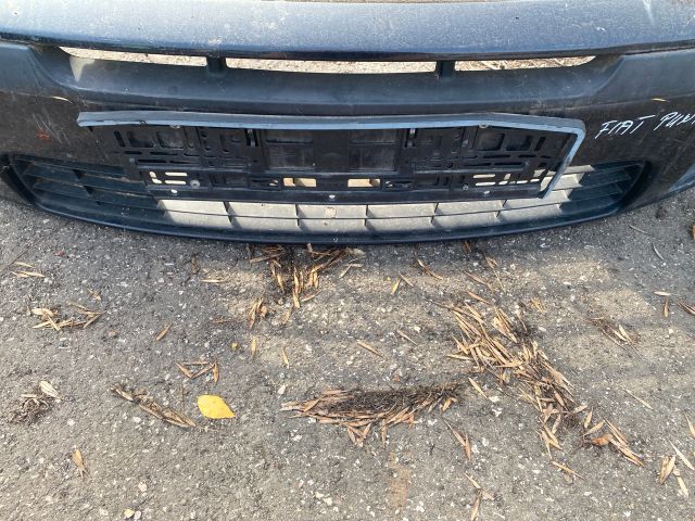 bontott FIAT PUNTO II Első Lökhárító (Részeivel)