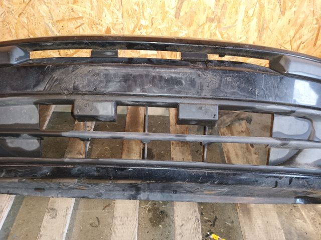 bontott FIAT PUNTO II Első Lökhárító (Részeivel)