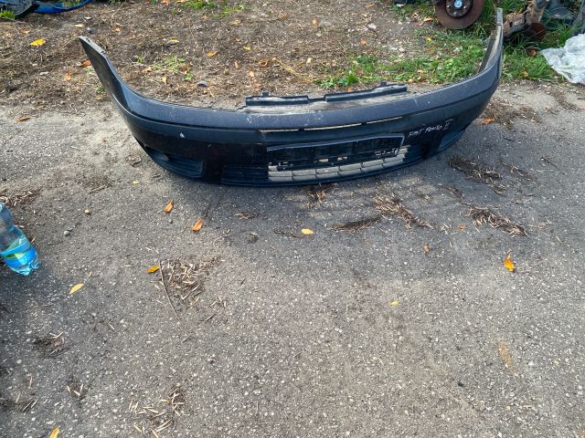 bontott FIAT PUNTO II Első Lökhárító (Részeivel)