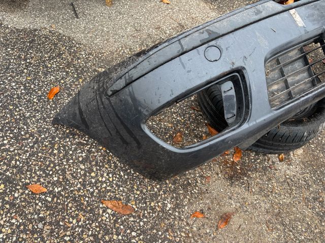 bontott FIAT PUNTO II Első Lökhárító (Üresen)