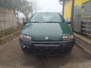 bontott FIAT PUNTO II Első Lökhárító (Üresen)