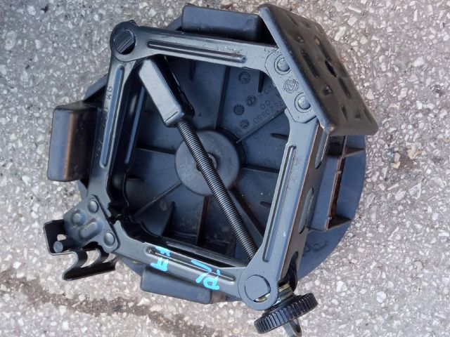 bontott FIAT PUNTO II Emelő