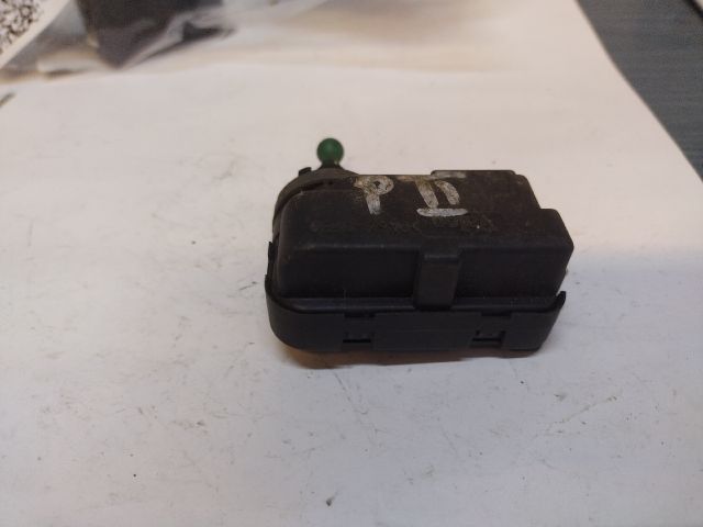 bontott FIAT PUNTO II Fényszórómagasság Állító Motor (Pozíciófüggetlen)