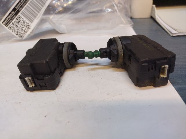 bontott FIAT PUNTO II Fényszórómagasság Állító Motor (Pozíciófüggetlen)