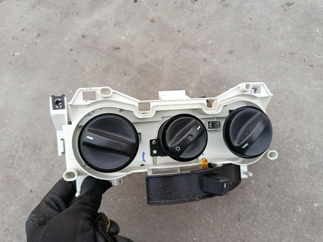 bontott FIAT PUNTO II Fűtéskapcsoló (manuális klímás)