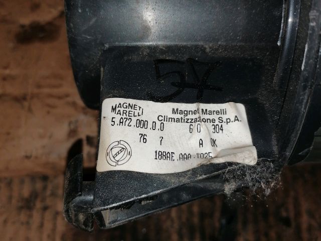 bontott FIAT PUNTO II Fűtőmotor (Klímás)