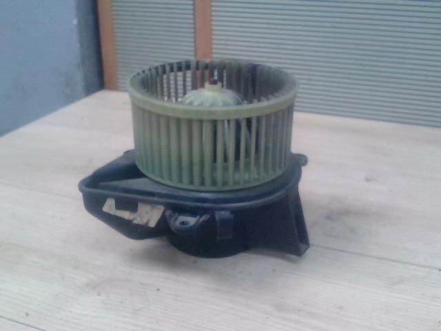 bontott FIAT PUNTO II Fűtőmotor (Nem klímás)