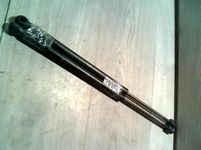 bontott FIAT PUNTO II Gázrugós Kitámasztó Teleszkóp Csomagtérajtó (Pozíciófüggetlen)