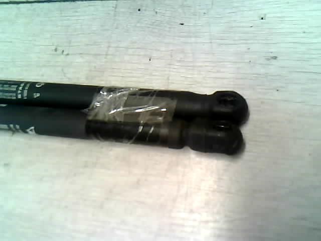 bontott FIAT PUNTO II Gázrugós Kitámasztó Teleszkóp Csomagtérajtó (Pozíciófüggetlen)