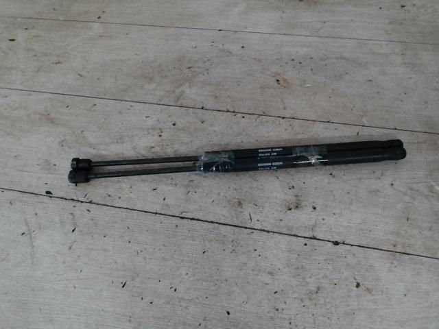 bontott FIAT PUNTO II Gázrugós Kitámasztó Teleszkóp Pár Csomagtérajtó