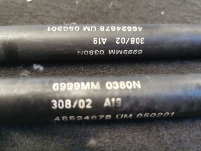 bontott FIAT PUNTO II Gázrugós Kitámasztó Teleszkóp Pár Csomagtérajtó