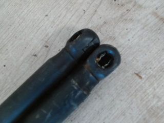 bontott FIAT PUNTO II Gázrugós Kitámasztó Teleszkóp Pár Csomagtérajtó