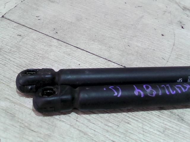 bontott FIAT PUNTO II Gázrugós Kitámasztó Teleszkóp Pár Csomagtérajtó